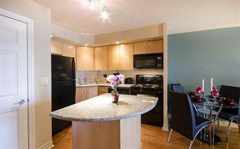 Royal Stays Suites - Blue Jays Way Toronto Eksteriør billede