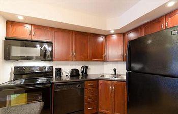 Royal Stays Suites - Blue Jays Way Toronto Eksteriør billede