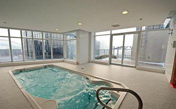 Royal Stays Suites - Blue Jays Way Toronto Eksteriør billede