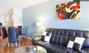 Royal Stays Suites - Blue Jays Way Toronto Eksteriør billede