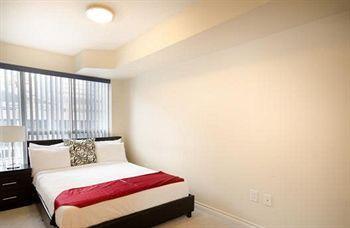 Royal Stays Suites - Blue Jays Way Toronto Eksteriør billede